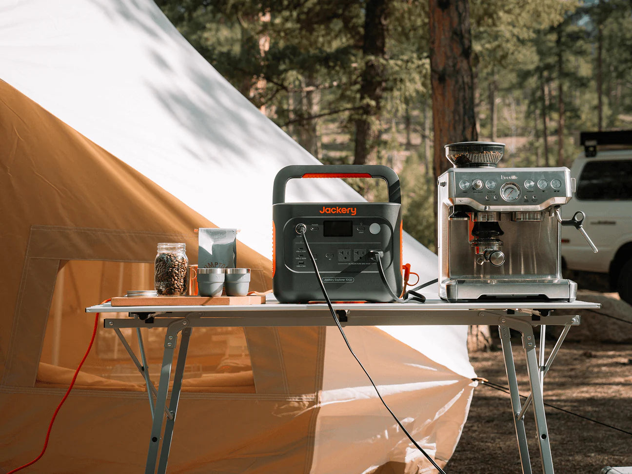 Jackery Explorer 1000 V2 Solar Generator with 2x SolarSaga 100W Air Solar Panel