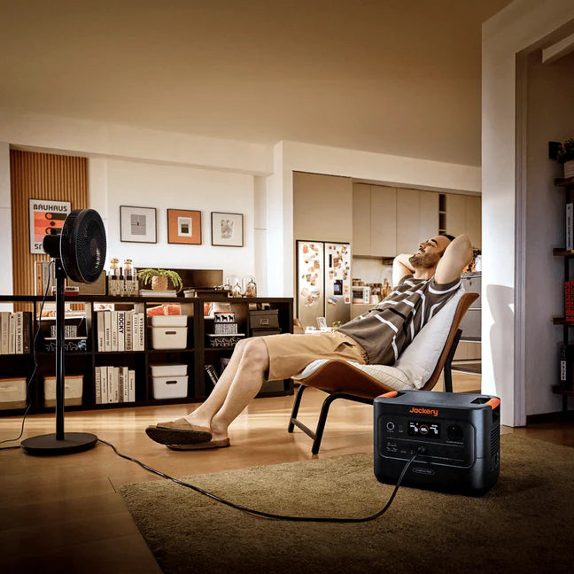Jackery HomePower 3000 Solar Generator with SolarSaga 500X Solar Panel